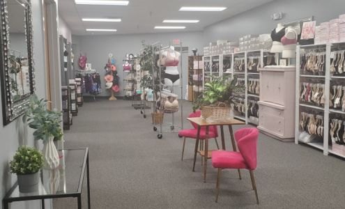 Thelma's Boutique business photo